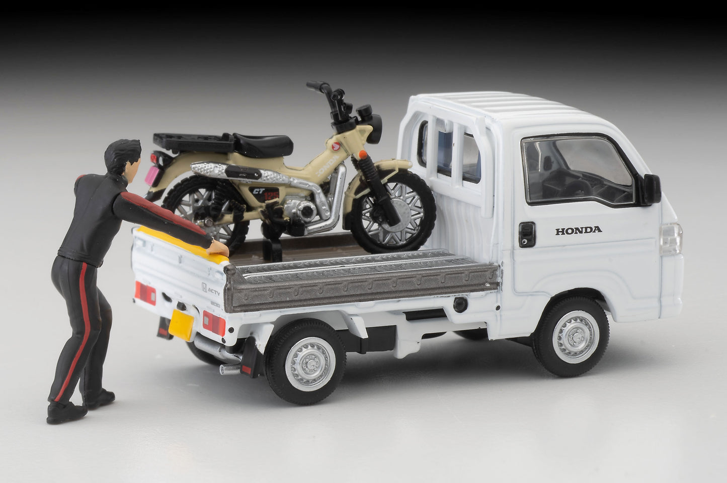 【2025年1月発売予定】 TLV 1/64 LV-N330a ホンダ アクティ トラック バイク店仕様 (白) ホンダ CT125･ハンターカブ付