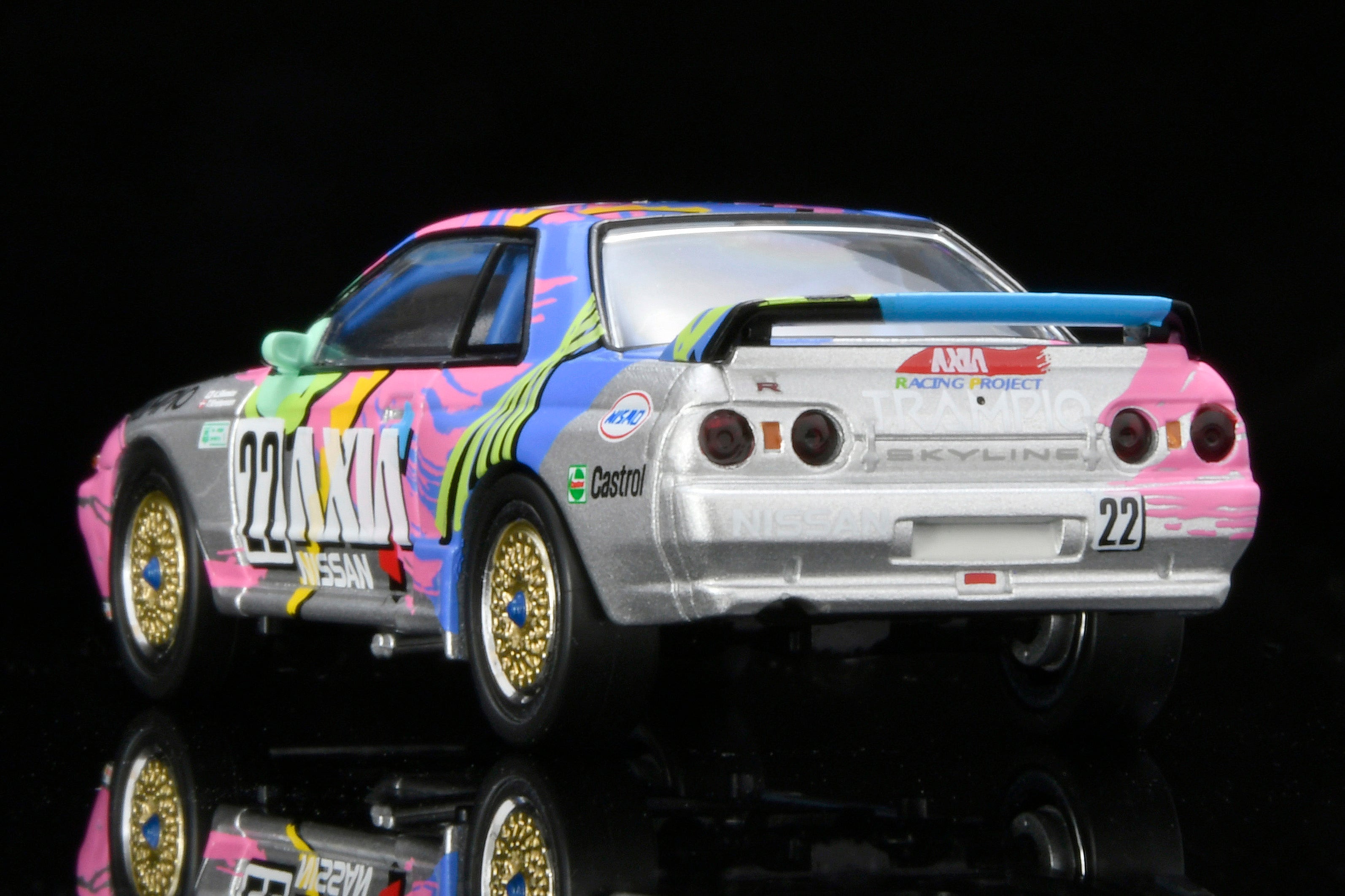 TLV 1/64 LV-N234e AXIA スカイライン(銀) – Racing Models