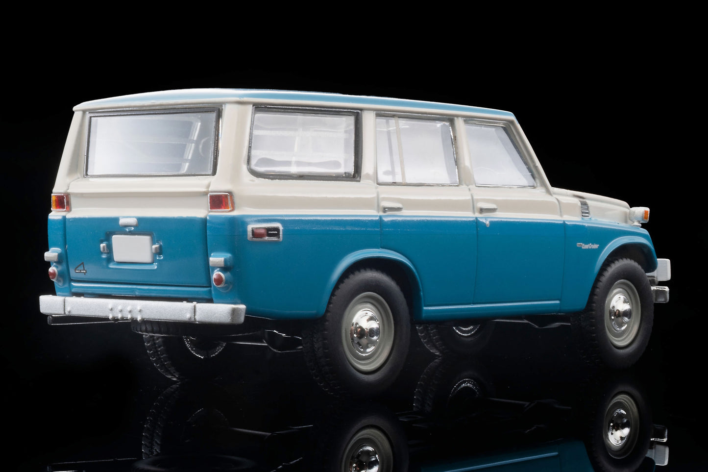 TLV 1/64 LV-104d トヨタ ランドクルーザーFJ56V型 (白/青)