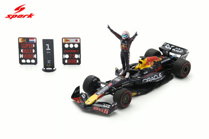 Spark S9666 1/43 Red Bull Racing RB21 No.1 Oracle Red Bull Racing Winner US GP 2025 Max Verstappen