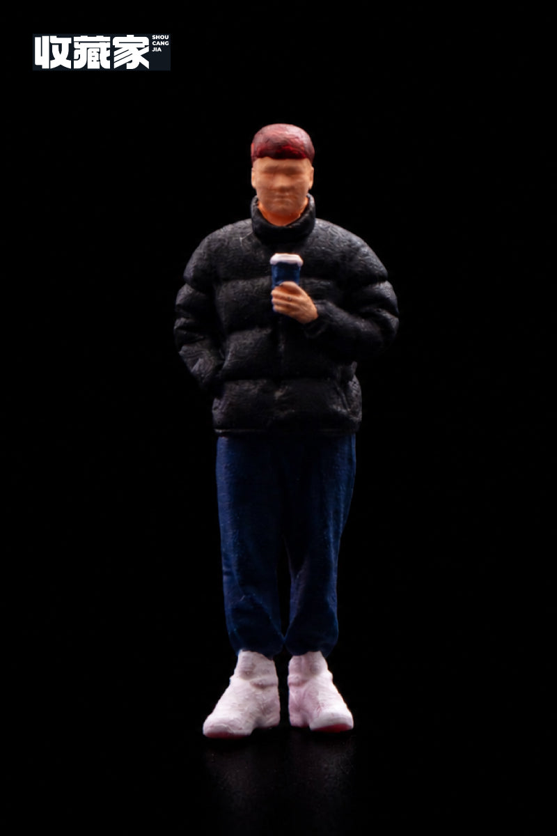 【2026年7月以降発売予定】 収蔵家 64167B 1/64 フィギュアドリンクを持つ男の子 （黒い服）
