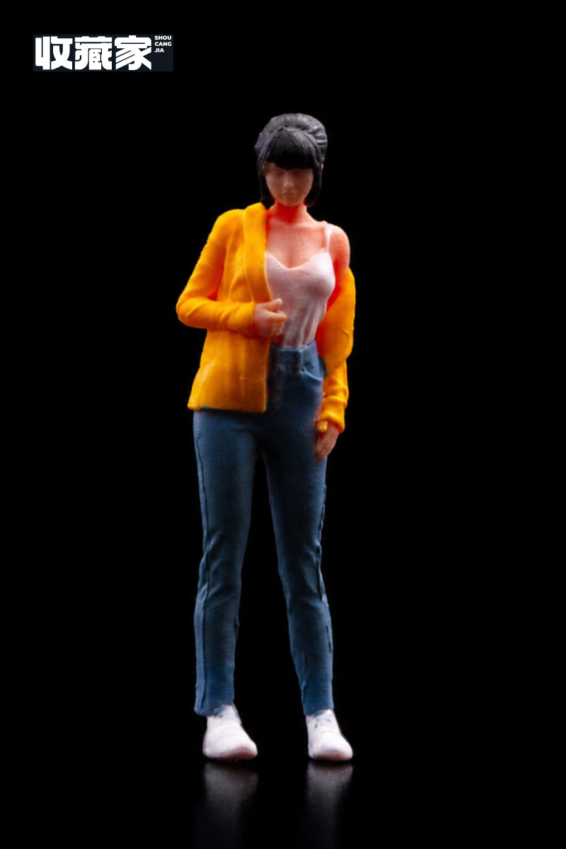 【2026年7月以降発売予定】 収蔵家 64413B 1/64 フィギュアキャミソール姿の女の子 (黄色い服)