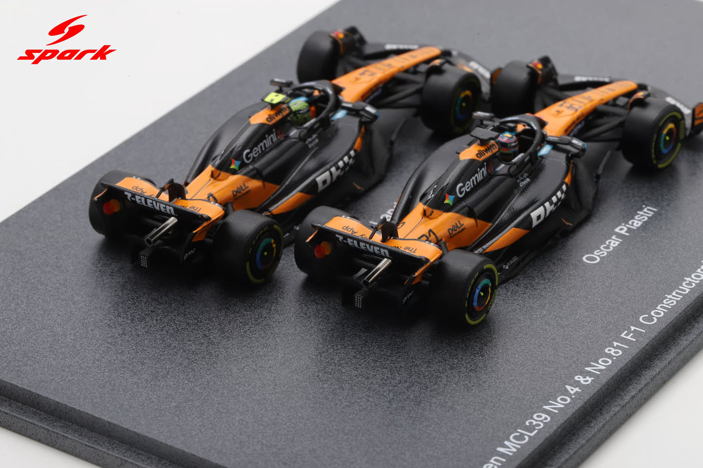 Spark 64S084 1/64 McLaren MCL39 No.4 & No.81 Formula 1 Constructors' Champion 2025 Lando Norris & Oscar Piastri