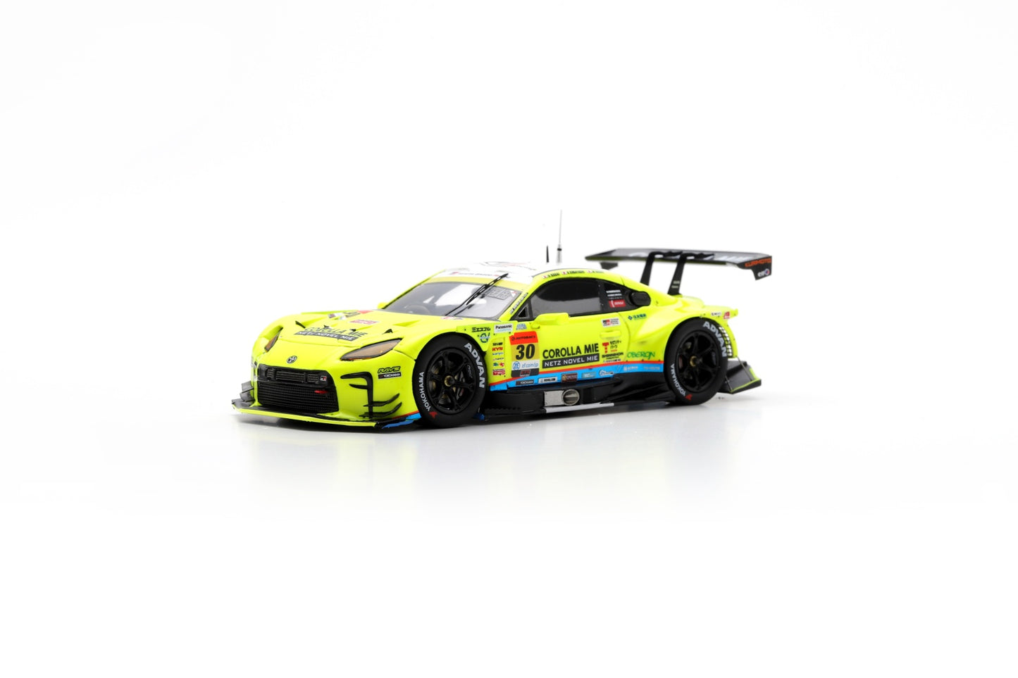 Spark SGT173 1/43 apr GR86 GT No.30 apr GT300 SUPER GT 2024 H. Nagai - R. Kobayashi - M. Orido