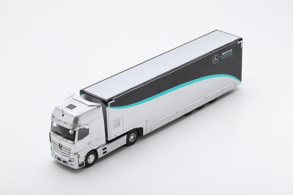 【2025年9月発売予定】 Spark S8599 1/43 Mercedes Truck - Mercedes F1 Team - 2023