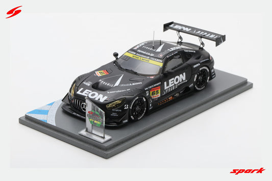 【2026年4月以降発売予定】 Spark 43SGT2025C3 1/43LEON PYRAMID AMG K2 R&D LEON RACING No.65 GT300 Class Champion SUPER GT 2025 N. Gamou - T. Suganami