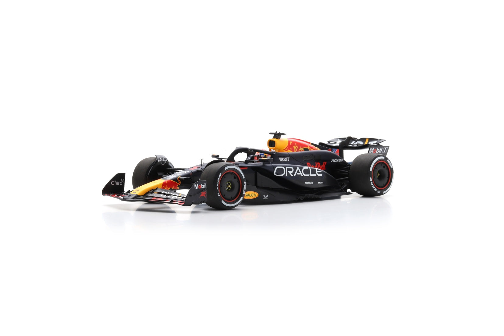 Spark 18S982 1/18 Oracle Red Bull Racing RB20 No.1 Winner Bahrain