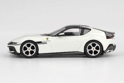 【2026年1月以降発売予定】 BBR BBRFER64034 1/64 フェラーリ 12 チリンドリ Bianco Avus