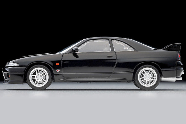 TLV 1/64 LV-N308d 日産 スカイライン GT-R V-spec (黒) 95年式