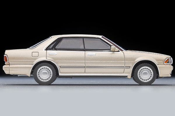 【2026年6月発売予定】 TLV 1/64 LV-N368b 日産 セドリック HT V20 ツインカムターボグランツーリスモSV (イエロイッシュシルバー) 89年式