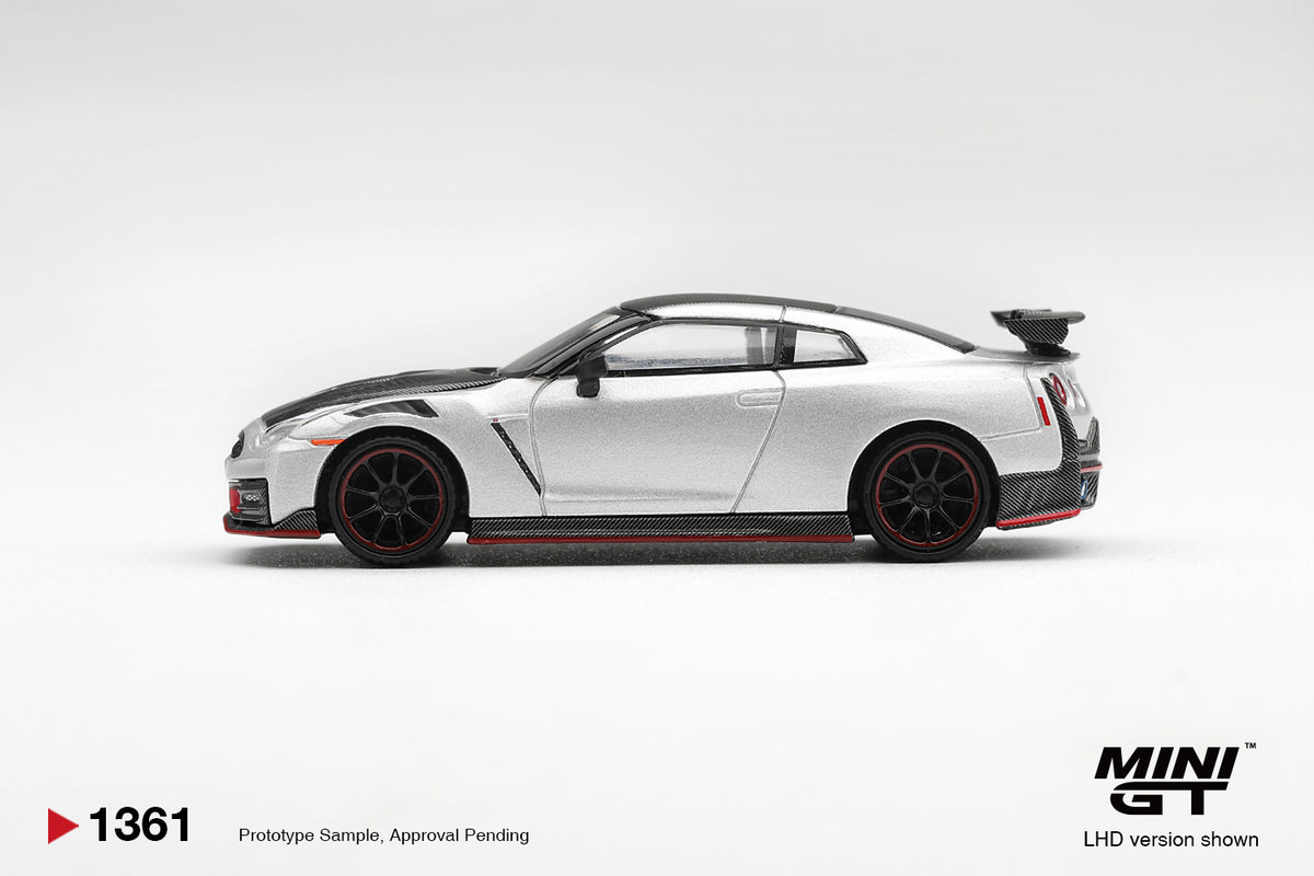 【2027年2月以降発売予定】 MINI GT MGT01361-L 1/64 Nissan GT-R Nismo 2024 シルバー(左ハンドル)