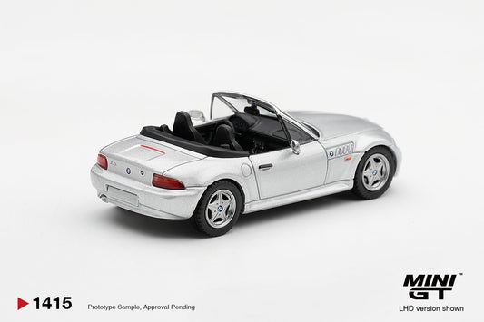 【2027年4月以降発売予定】 MINI GT MGT01415-L 1/64 BMW Z3 Titanium Silver LHD