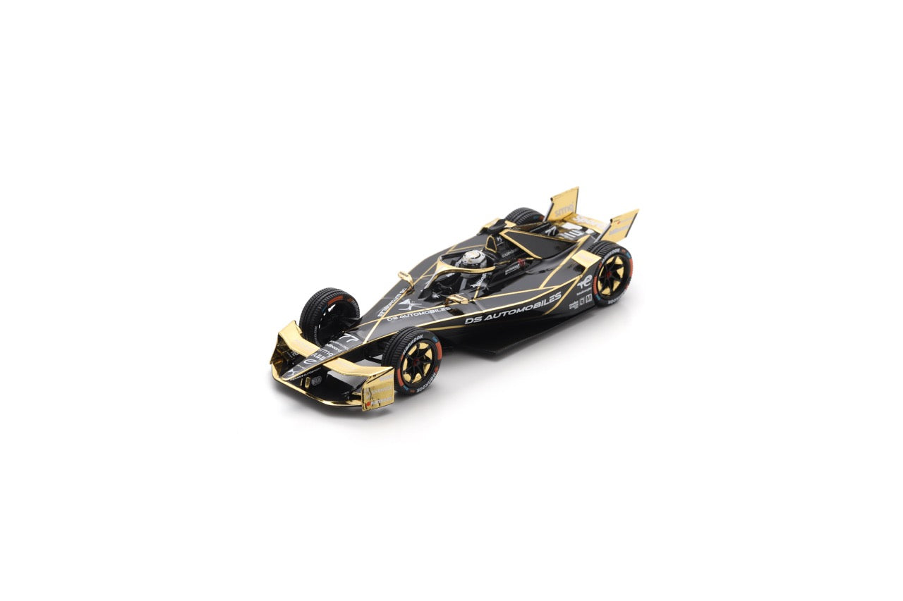 【限定品】spark SuperFormula イゴールフラガ 1/43 昨年の鈴鹿でSuper Formula初優勝を飾ったイゴール・オオムラ・フラガ