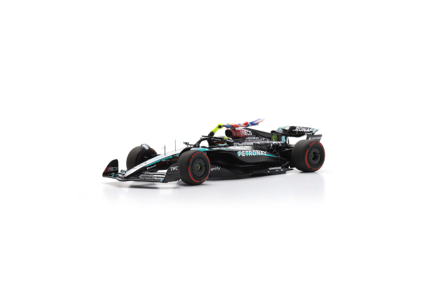 【2025年1月発売予定】 Spark S9533 1/43 Mercedes-AMG PETRONAS Formula One Team No.44 F1 W15 E Performance Winner British GP 2024   Lewis Hamilton