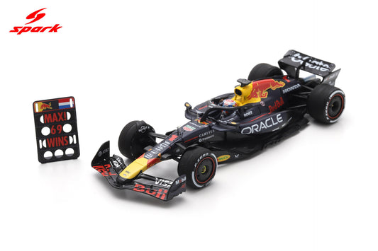Spark S9669 1/43 Oracle Red Bull Racing RB21 No.1 Winner Las Vegas GP 2025 Max Verstappen