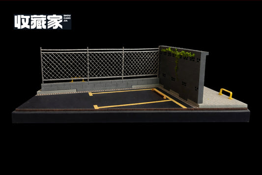 収蔵家 SCJ82004  1/64 都市情景 フェンス脇の駐車場 クリアケース付