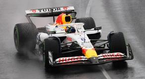 Spark S9574 1/43 Racing Bulls VCARB 02 No.6 Visa Cash App Racing 8th Japanese GP 2025Bulls Formula One Team Isack Hadjar