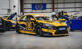 Spark UK027 1/43 NAPA Racing UK No.116 Ford Focus BTCC 2025 - Thruxton Race 2 Winner 2025 100 Years of NAPA Ashley Sutton