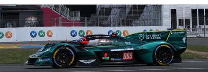 【2026年12月発売予定】 Spark 18S1325 1/18 Aston Martin Valkyrie No.009 ASTON MARTIN THOR TEAM Le Mans 24H 2026 A. Riberas – M. Sørensen – R. De Angelis