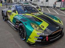 【2026年1月発売予定】 Spark SG1010 1/43 Aston Martin Vantage AMR GT3 EVO No.34 Walkenhorst Motorsport 24H Nürburgring 2025 C. Krognes - D. Pittard - N. Thiim - M. Drudi