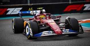 【2025年10月発売予定】 Looksmart LSF1077 1/43 Ferrari SF-25 Miami GP 2025 - Lewis Hamilton