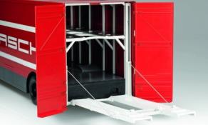 【発売予定時期未定】 Schuco 18U00153 1/18 Mercedes-Benz O317 PORSCHE