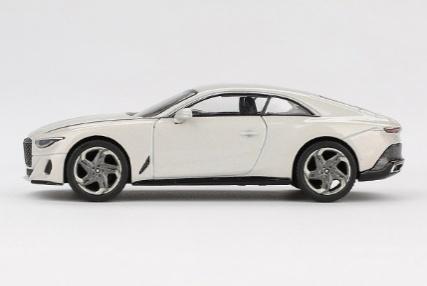 【2025年8月以降発売予定】 MINI GT MGT00969-L 1/64 ベントレー バトゥール ボンネビルパール(左ハンドル)