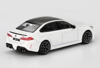 【2026年4月以降発売予定】 MINI GT MGT01092-R 1/64 BMW M5 アルピンホワイト(右ハンドル)