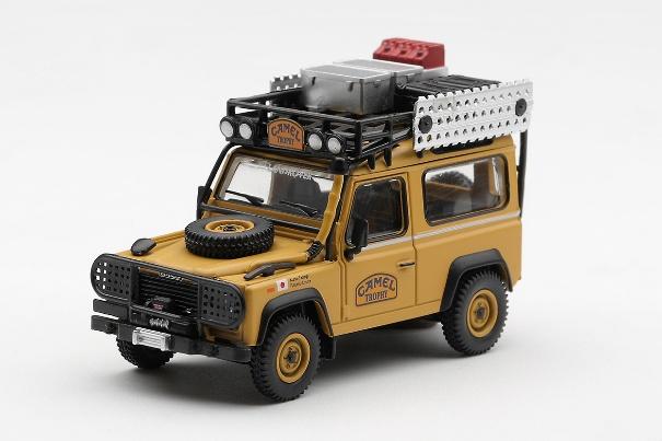 【2026年11月以降発売予定】 MINI GT MGT01307-L 1/64 ランドローバー ディフェンダー 90 キャメルトロフィー ボルネオ島  1985 チームジャパン(左ハンドル)
