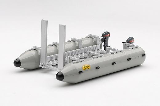 【2026年11月以降発売予定】 MINI GT MGTAC18 1/64 キャメルトロフィー Pontoon Raft