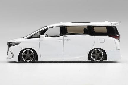 【2026年12月以降発売予定】 MINI GT MGT01339-L 1/64 Toyota Alphard 40 KUHL White LHD