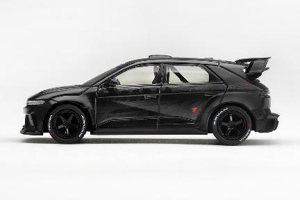 【2027年1月以降発売予定】 MINI GT MGT01382-L 1/64 Hyundai Ioniq 5N RS-01T Stealth LHD