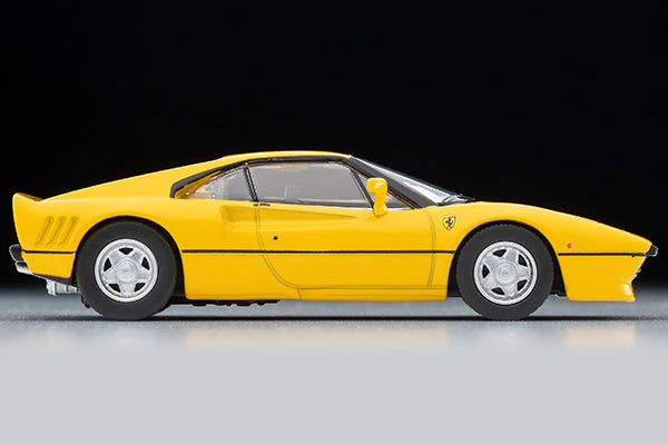 トミカリミテッドヴィンテージNEO LV-N フェラーリ GTO（黄）