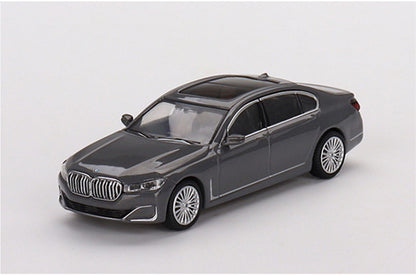 MINI GT MGT00515-L 1/64 BMW 750Li xDrive  ベルニーナグレー アンバーエフェクト(左ハンドル)